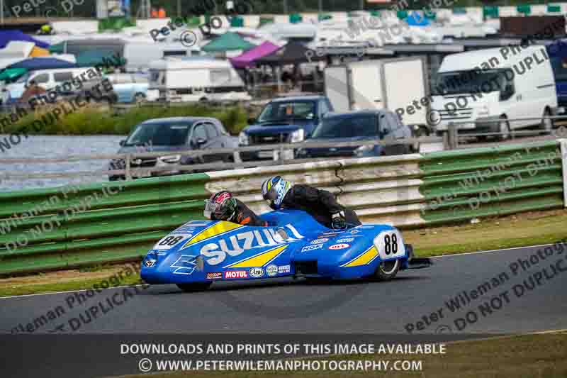 Vintage motorcycle club;eventdigitalimages;mallory park;mallory park trackday photographs;no limits trackdays;peter wileman photography;trackday digital images;trackday photos;vmcc festival 1000 bikes photographs